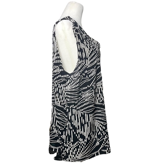 Chico's Travelers 3 Women's Tank Top Shell Blouse Slinky Stretchy Black & White - Picture 5 of 10